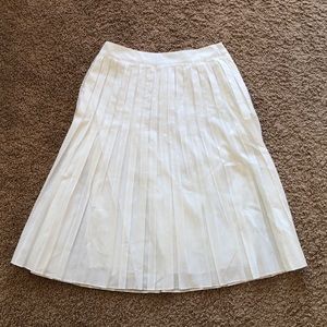 🕊🕊Talbots White Skirt Cotton/Poly- Sz 2